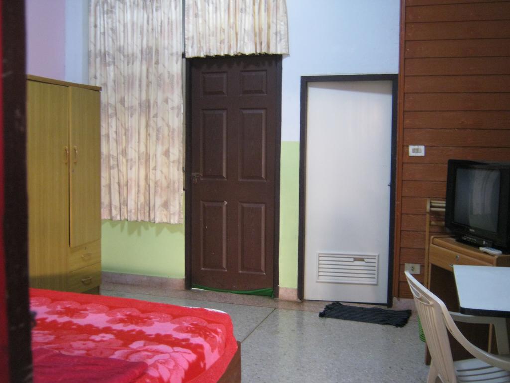 Sataya Apartment Maha Sarakham Zewnętrze zdjęcie